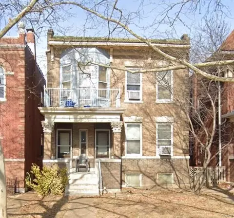 3907 Hartford St, Saint Louis, MO 63116