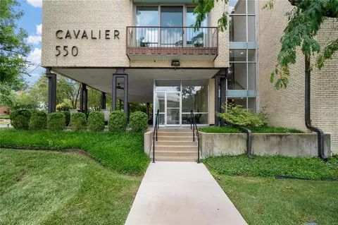 550 S Brentwood Blvd #2E, Clayton, MO 63105