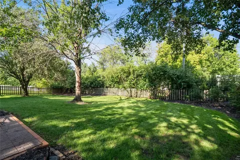 148 Spring Oaks Dr, Ballwin, MO 63011 photo 40