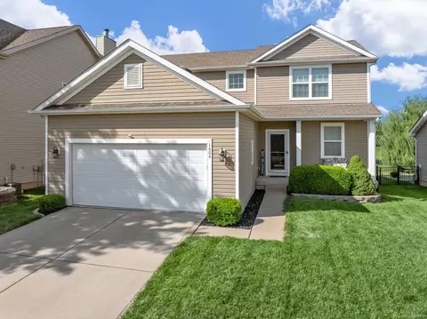 1604 Crimson Hills Dr, Saint Peters, MO 63376