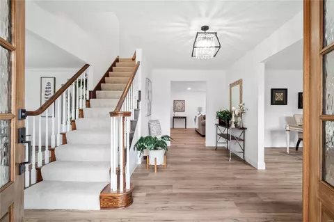 Entry Way - 616 Shadowridge Dr, Wildwood, MO 63011 photo 2 of 6