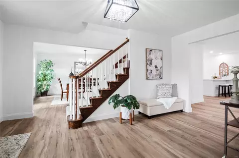 Entry Way - 616 Shadowridge Dr, Wildwood, MO 63011 photo 5 of 6