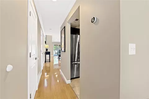 8018 Pershing Ave, Clayton, MO 63105 photo 13