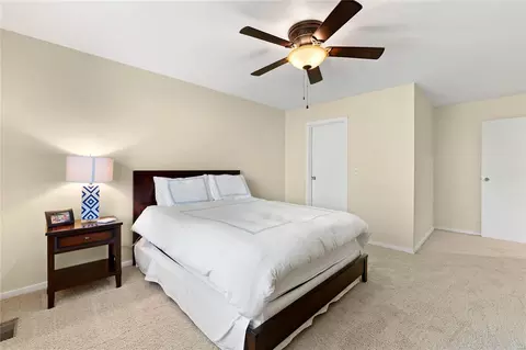 8018 Pershing Ave, Clayton, MO 63105 photo 21
