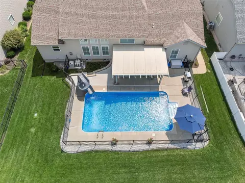 Exterior - 103 Winterset Ct, O'fallon, MO 63366 photo 7 of 8
