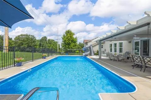Exterior - 103 Winterset Ct, O'fallon, MO 63366 photo 6 of 8