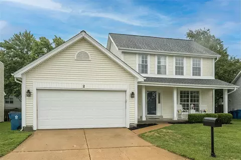 Exterior - 2 Oakbriar Farm Ct, Ballwin, MO 63021 photo 2 of 6