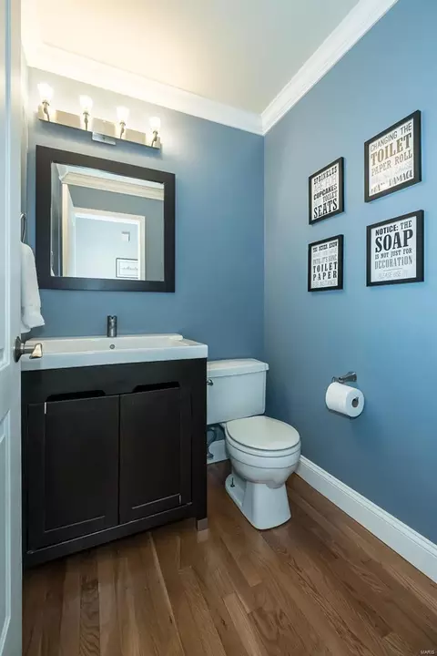 Bath - 2 Oakbriar Farm Ct, Ballwin, MO 63021 photo 1 of 4
