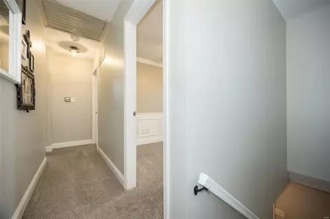 Entry Way - 2 Oakbriar Farm Ct, Ballwin, MO 63021 photo 8 of 8