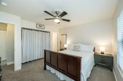Bedroom - 2 Oakbriar Farm Ct, Ballwin, MO 63021 photo 3 of 6