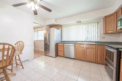 Kitchen - 1 Timberleigh Ct, Manchester, MO 63021 photo 1 of 2