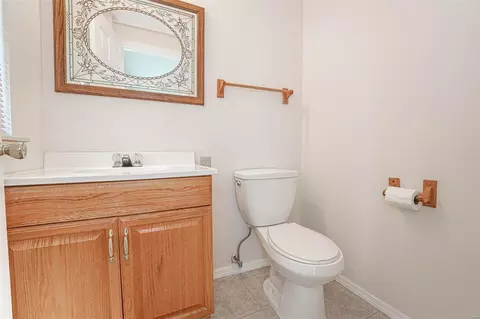 Bath - 1 Timberleigh Ct, Manchester, MO 63021 photo 3 of 3