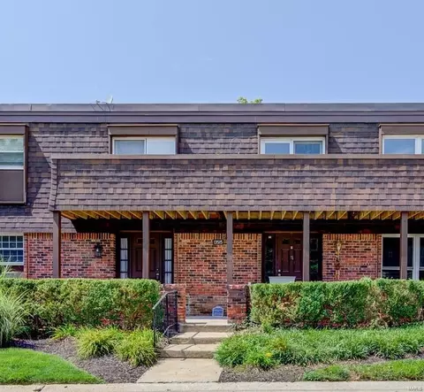 13515 Coliseum Dr #C, Chesterfield, MO 63017