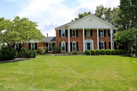 4718 Idecker Pl, Saint Louis, MO 63129
