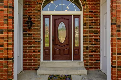 Entry Way - 534 Arbor Meadow Dr, Ballwin, MO 63021 photo 1 of 5