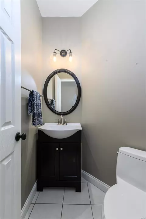 Bath - 534 Arbor Meadow Dr, Ballwin, MO 63021 photo 1 of 5