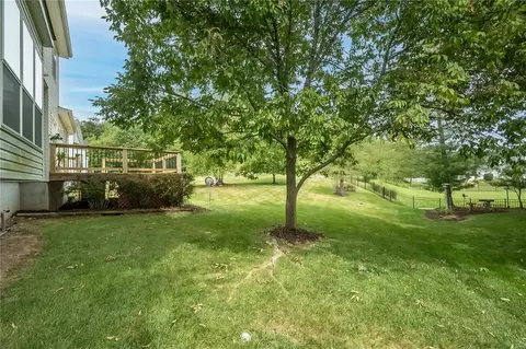 942 Kiefer Trails Dr, Ballwin, MO 63021 photo 46