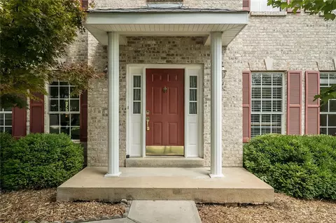 942 Kiefer Trails Dr, Ballwin, MO 63021