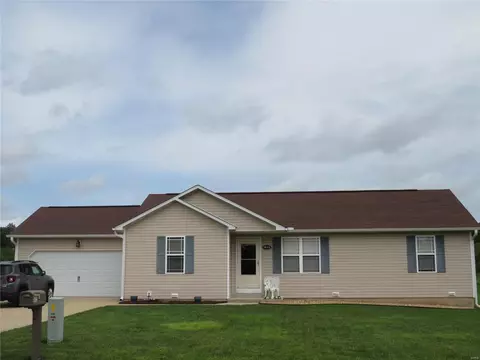 1612 Luna Dr, West Plains, MO 65775