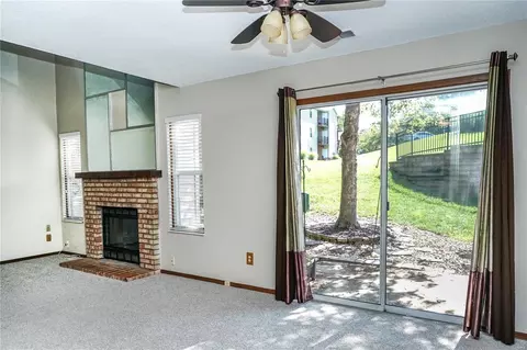 1027 Pocono Trl, Ballwin, MO 63021 photo 9