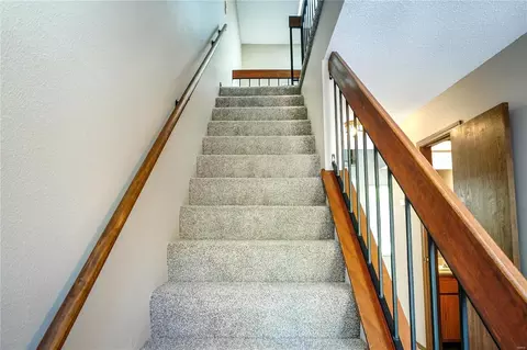 1027 Pocono Trl, Ballwin, MO 63021 photo 17