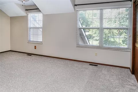 1027 Pocono Trl, Ballwin, MO 63021 photo 25