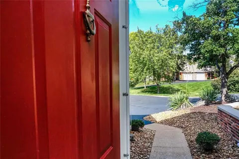 1027 Pocono Trl, Ballwin, MO 63021 photo 31
