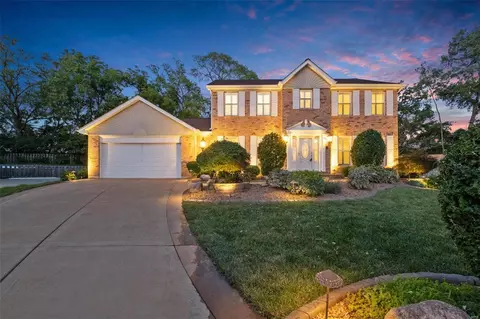 5779 Summit Meadow Dr, Saint Charles, MO 63304