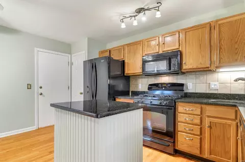 Kitchen - 34 Morning Hill Dr, Ballwin, MO 63021 photo 1 of 1