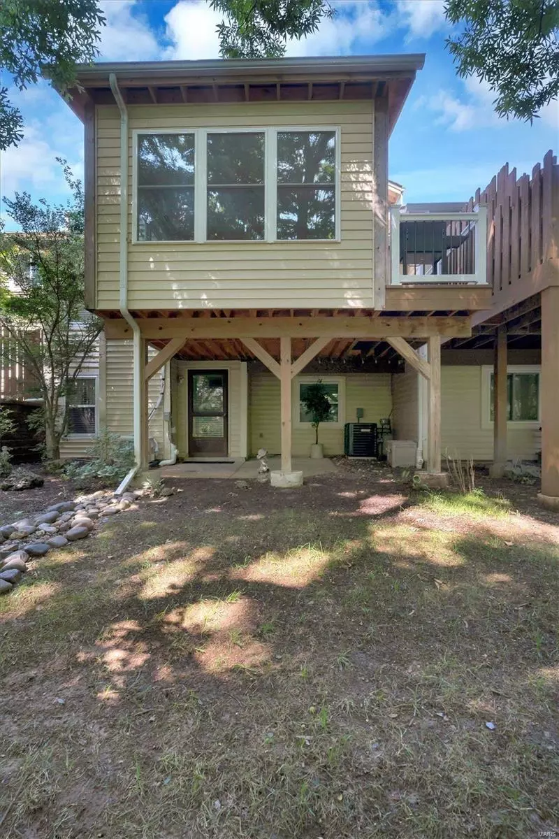 Exterior - 34 Morning Hill Dr, Ballwin, MO 63021 photo 5 of 13