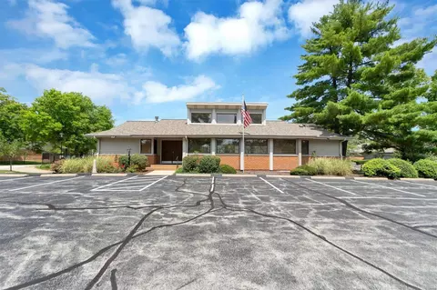Exterior - 34 Morning Hill Dr, Ballwin, MO 63021 photo 11 of 13