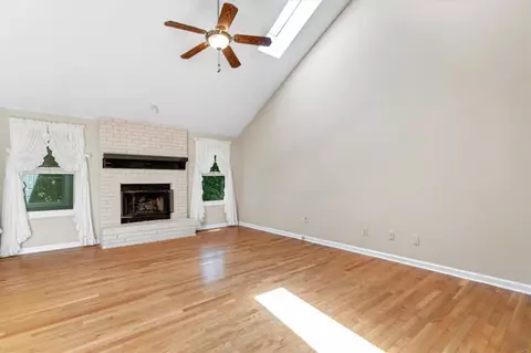 Living - 34 Morning Hill Dr, Ballwin, MO 63021 photo 1 of 7