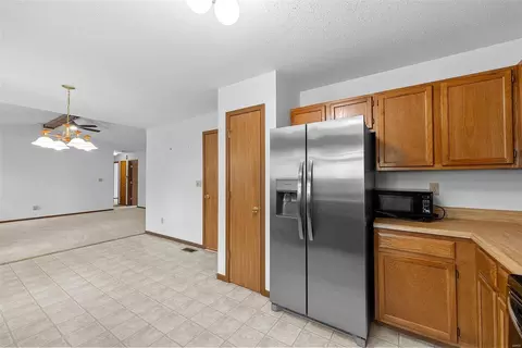 211 Birmingham Dr, O'fallon, MO 63366 photo 21