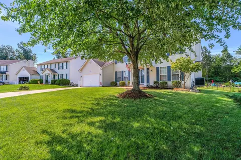 Exterior - 1217 Old Stone Dr, O'fallon, MO 63368 photo 2 of 13