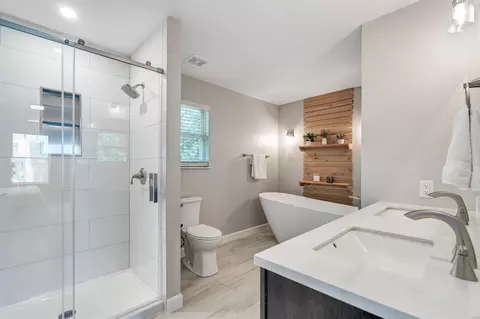 Bath - 1217 Old Stone Dr, O'fallon, MO 63368 photo 2 of 5