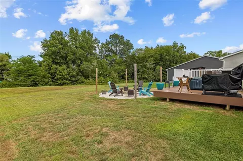 Exterior - 1111 River Oak Ct, O'fallon, MO 63366 photo 4 of 13