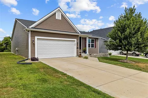 Exterior - 1111 River Oak Ct, O'fallon, MO 63366 photo 2 of 13