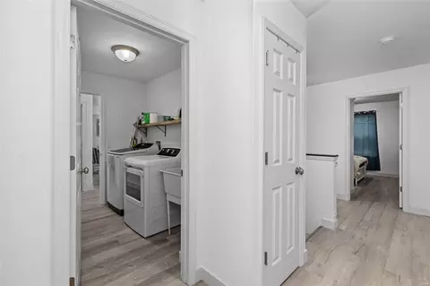 Entry Way - 1111 River Oak Ct, O'fallon, MO 63366 photo 8 of 8