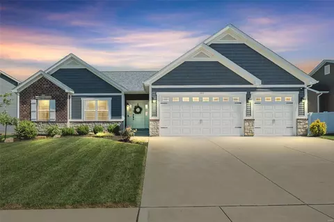 140 Pomodora Cir, Wentzville, MO 63385