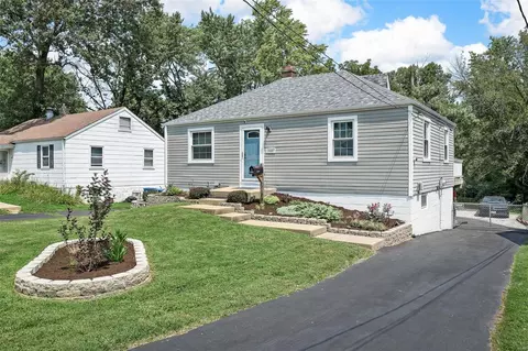 10467 Canter Way, Saint Louis, MO 63114