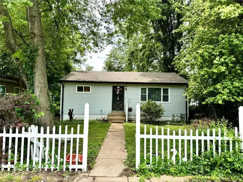 130 E Holden St, Saint Louis, MO 63125