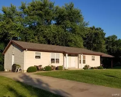 2 Joan Dr #A & B, Saint Peters, MO 63376