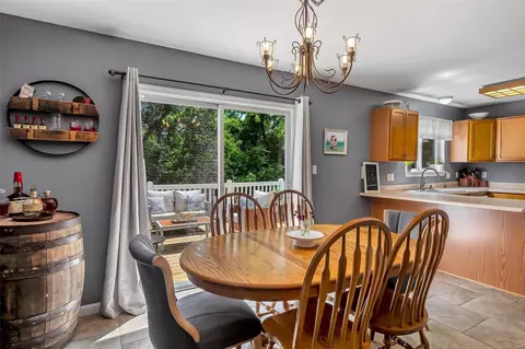 Dining - 109 S Edward Ct, Eureka, MO 63025 photo 2 of 3