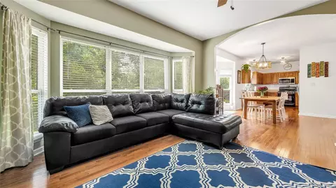 Living - 242 Spring Borough Dr, O'fallon, MO 63368 photo 3 of 4