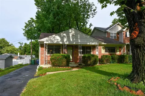 1242 Oday, Rock Hill, MO 63119