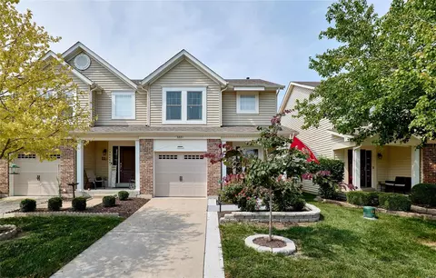 3221 Cog Wheel Sta, Saint Charles, MO 63301