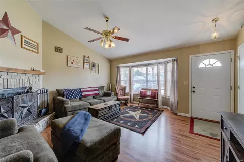 31 Mary Beth Ct, O'fallon, MO 63368 photo 2