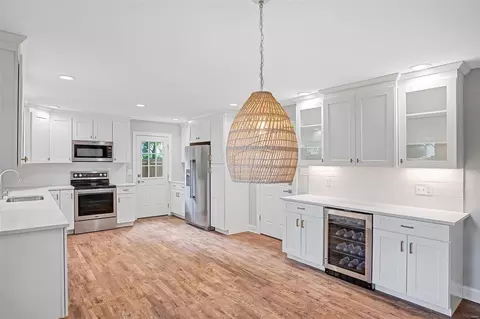 Kitchen - 707 Shallowford Dr, Manchester, MO 63021 photo 3 of 7