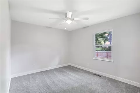 Bedroom - 707 Shallowford Dr, Manchester, MO 63021 photo 3 of 11