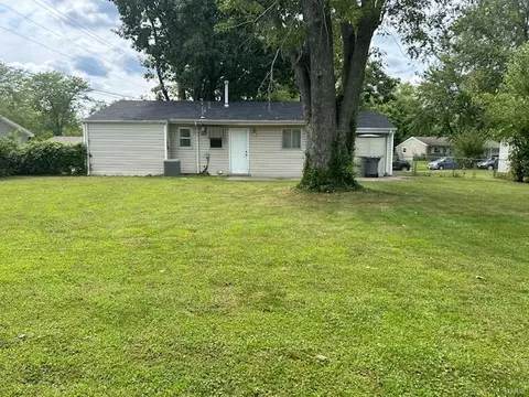 Exterior - 804 Taylor Pl, O'fallon, MO 63366 photo 3 of 3